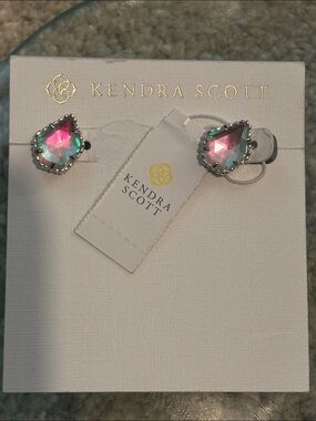 New Kendra Scott Tessa Silver Stud Earrings in Dichroic Glass,